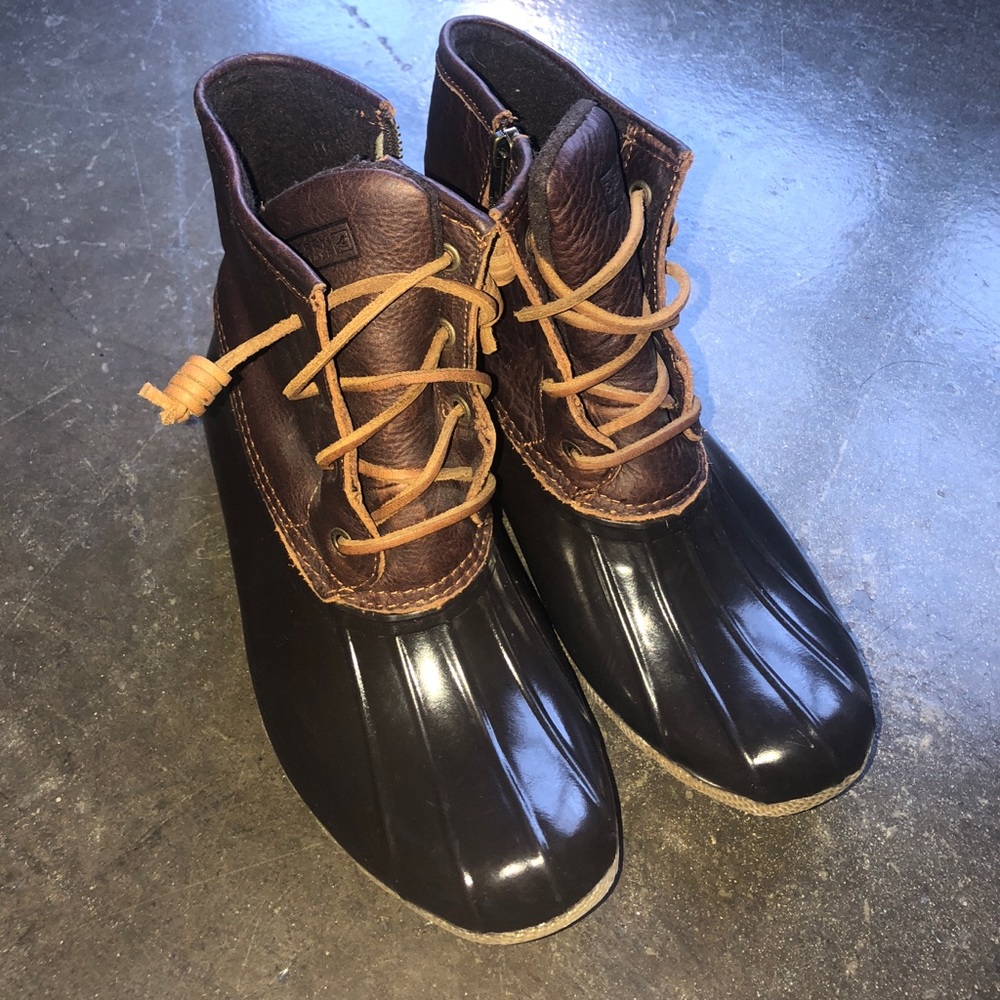 Sperry duck boots